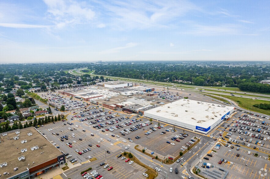 More Photos Of 100 Boul Brien, Repentigny General Retail For Sale