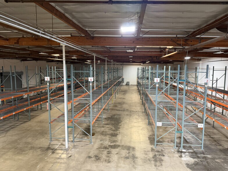 More Photos Of 2105 Edwards Ave, South El Monte Showroom For Lease