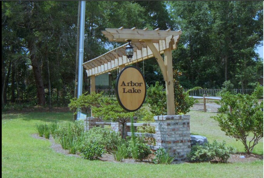 More Photos Of 000 Pearl Street, Crestview Land For Sale