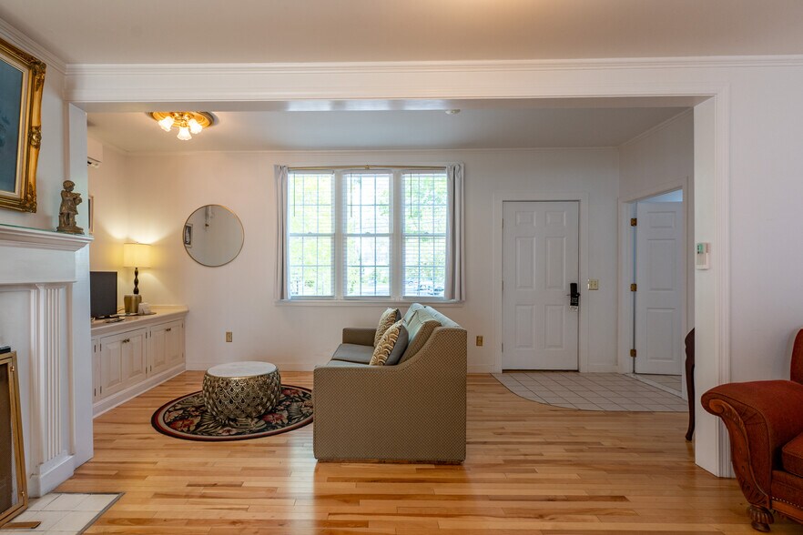 More Photos Of , Bar Harbor Hospitality For Sale