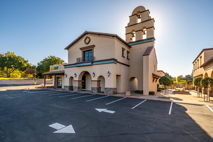 More Photos Of 2040-2300 El Camino Real, Atascadero Unknown For Lease