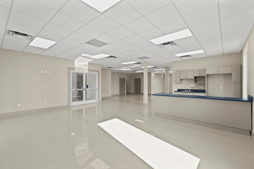 More Photos Of 431 N Kirkman Rd, Orlando Medical For Lease
