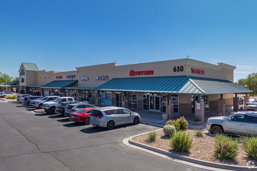 More Photos Of 610-650 N Estrella Pky, Goodyear Freestanding For Lease