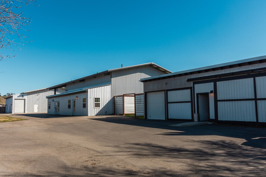 More Photos Of 1020 Penman Springs Rd, Paso Robles Winery Vineyard For Sale