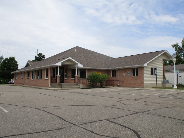 More Photos Of 2318 Gull Rd, Kalamazoo Medical For Sale