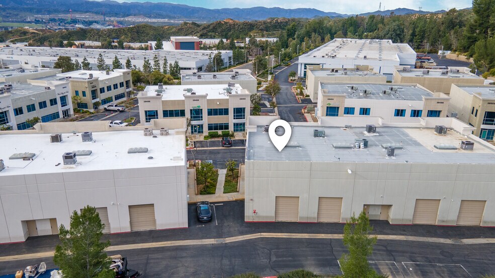 More Photos Of 28522-28528 Constellation Rd, Valencia Warehouse For Lease