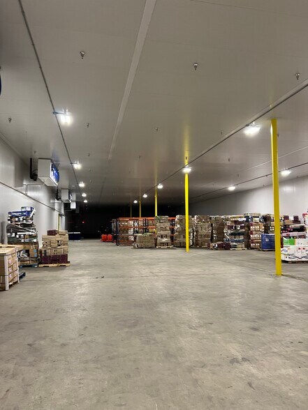 More Photos Of 7500 NW 25th St, Miami Warehouse For Sale