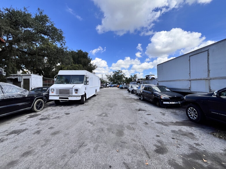 More Photos Of 5113 S 16th Ave, Tampa Warehouse For Sale