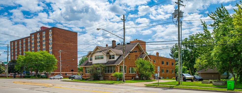 More Photos Of 77 W Bagley Rd, Berea Apartments For Sale