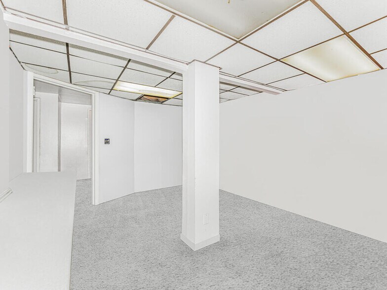 More Photos Of 665 Thwaites Pl, Bronx Apartments For Lease