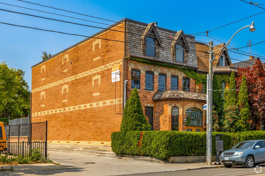 Primary Photo Of 388-390 Parliament St, Toronto Storefront Retail Office For Lease