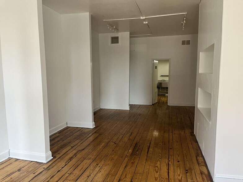 More Photos Of 100 W Broad St, Richmond Storefront Retail Residential For Sale