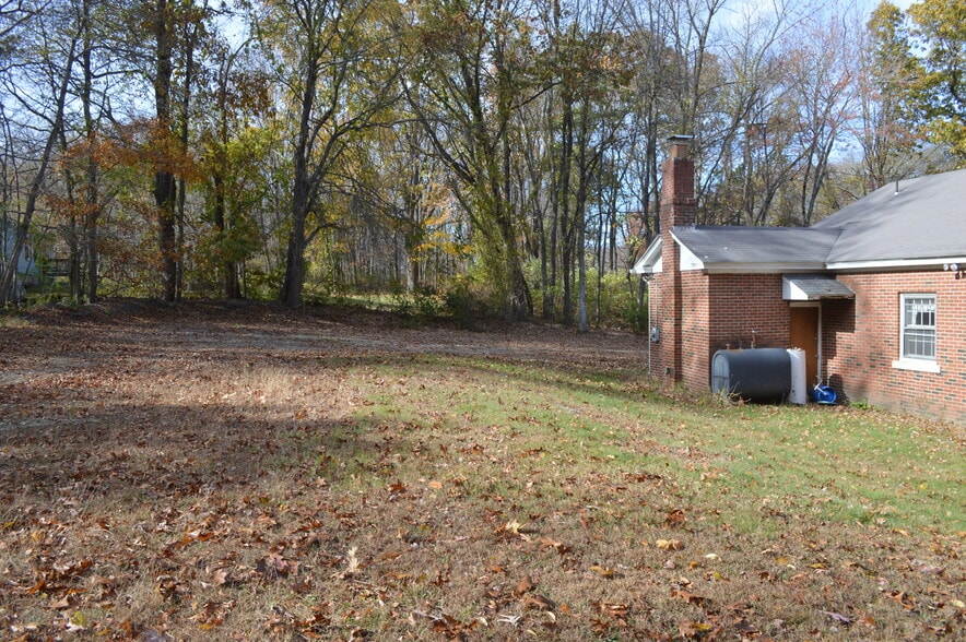 More Photos Of 857 Goshen Hill Rd, Lebanon Flex For Sale