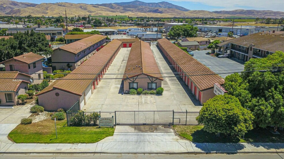 More Photos Of 1145 Front St, Soledad Self Storage For Sale