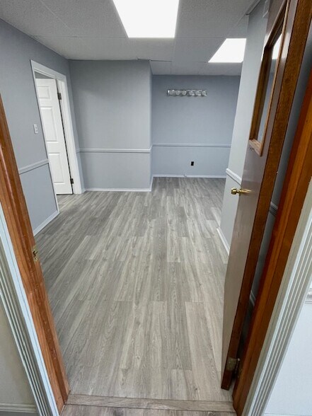 More Photos Of 319 High St, Burlington Office Residential For Lease