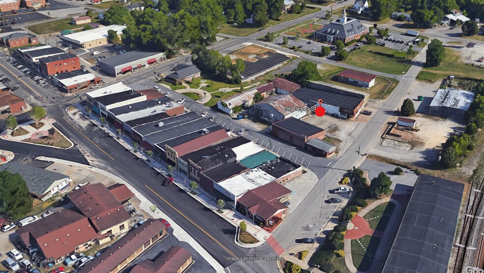 More Photos Of 96 Depot St, Ringgold General Retail For Lease
