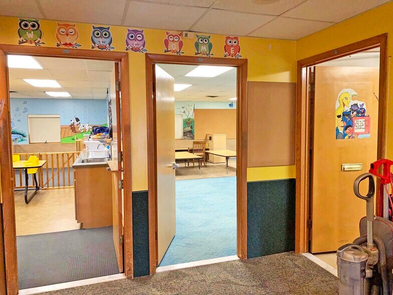 More Photos Of 18 Country Rd, Shavertown Medical For Sale