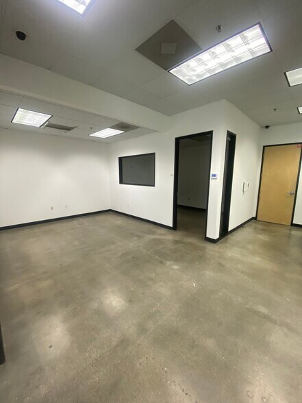 More Photos Of 1325 E El Segundo Blvd, El Segundo Food Processing For Lease