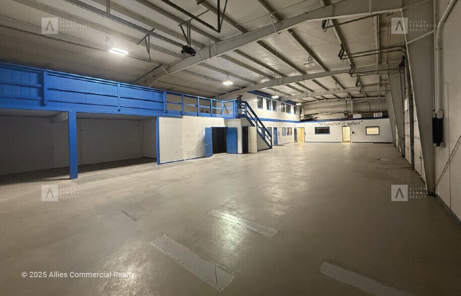 More Photos Of 8846 E 33rd St, Indianapolis Industrial For Sale