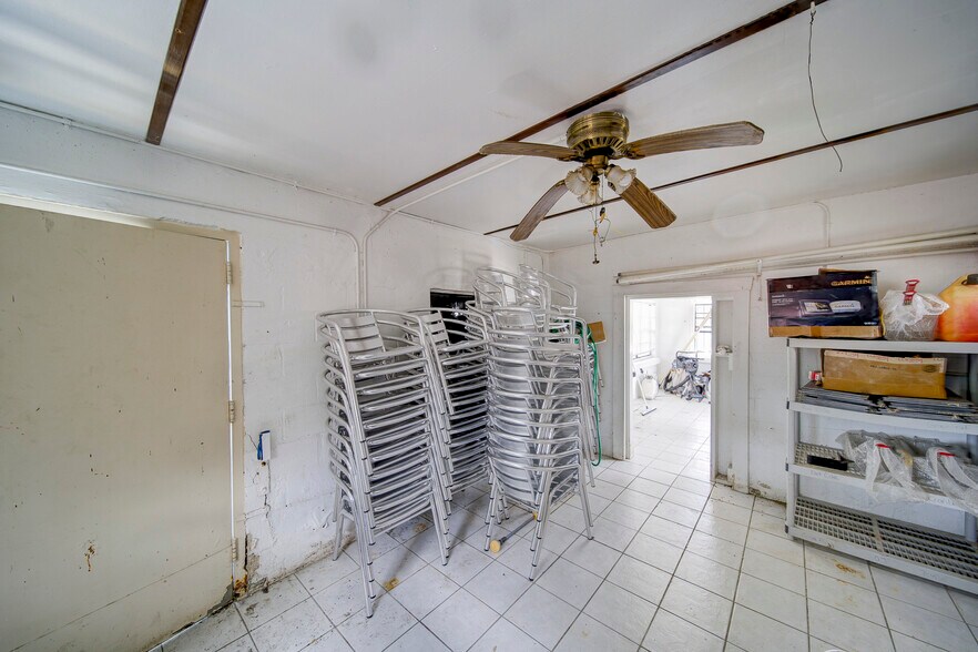 More Photos Of 58000 Card Sound Rd, Key Largo Restaurant For Sale