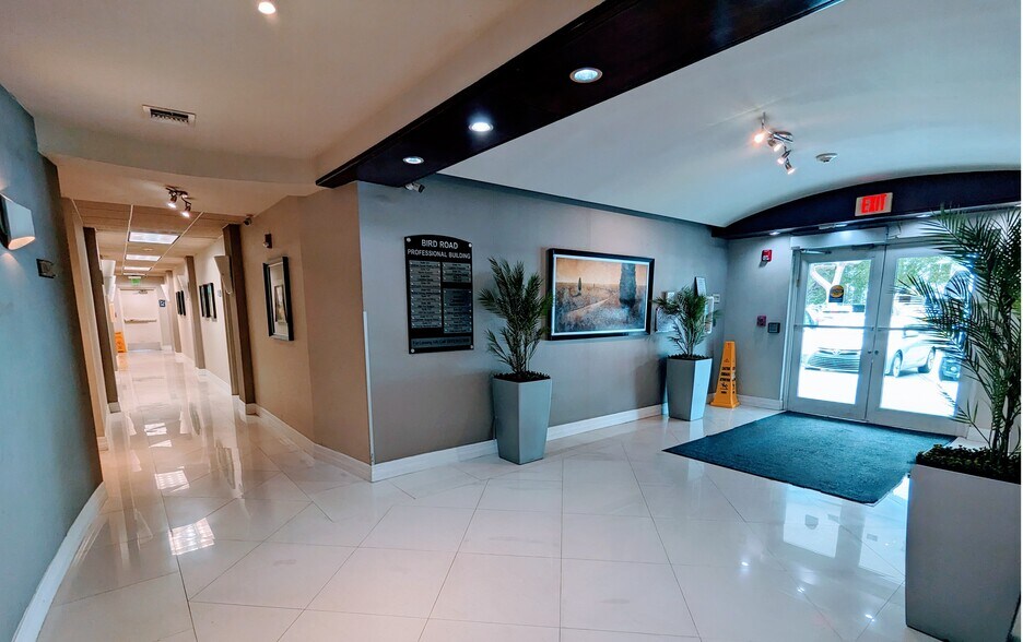 More Photos Of 4155 SW 130th Ave, Miami Office For Lease
