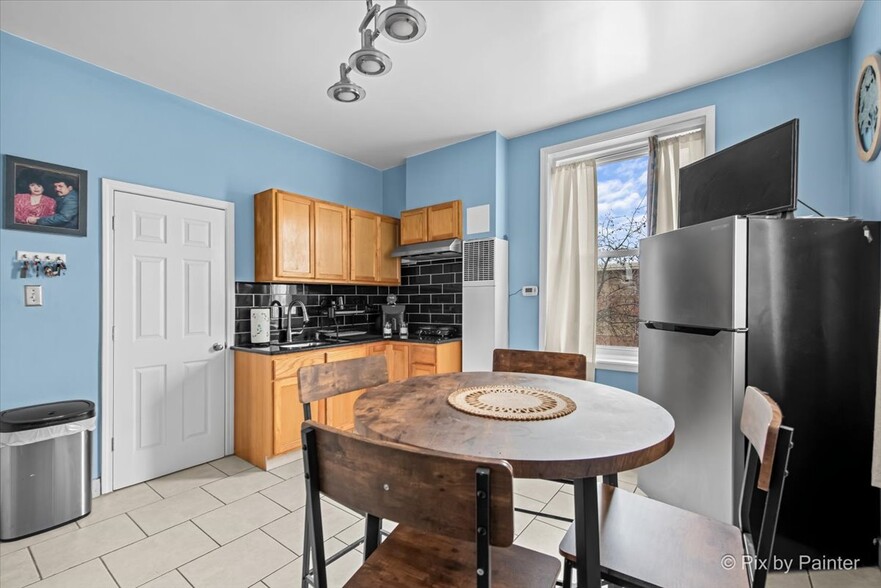 More Photos Of 5801 W 16th St, Cicero Multifamily For Sale