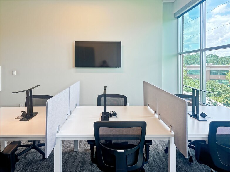 More Photos Of 2470 Daniells Bridge Rd, Athens Office For Sale