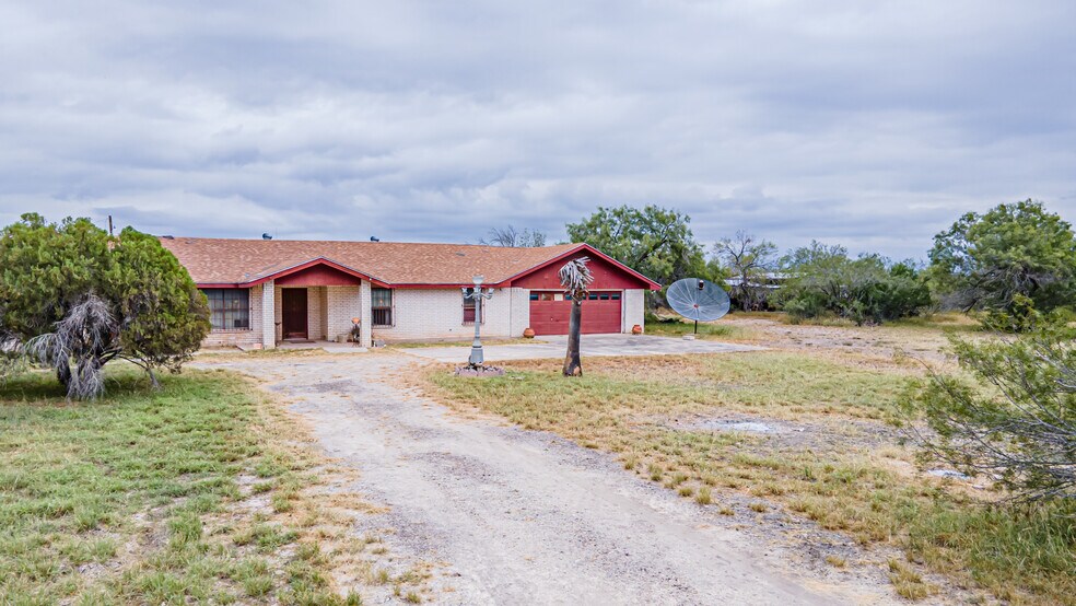 More Photos Of 587 Garza Jones Ln, Laredo Land For Sale