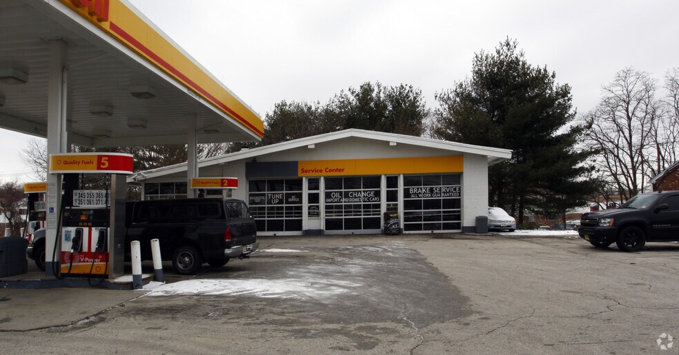More Photos Of 1058 Delsea Dr, Westville Service Station For Lease
