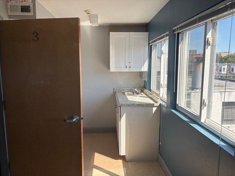More Photos Of 10 1st St, Hackensack Medical For Sale
