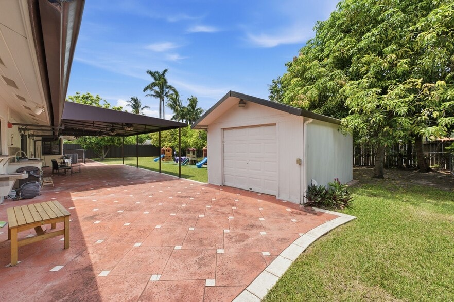 More Photos Of 4150 SW 137th Ct, Miami Schools For Sale