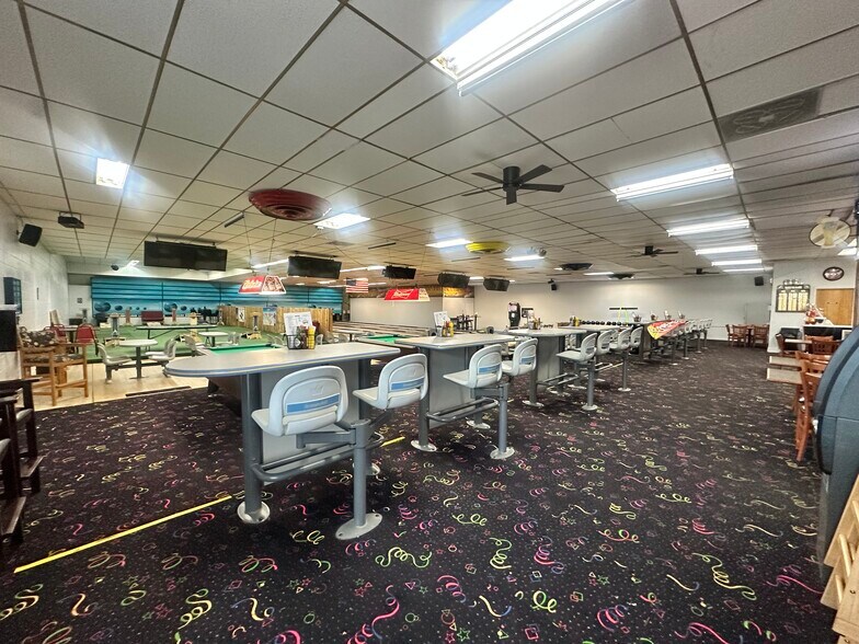 More Photos Of 918 Sage Ave, Kemmerer Sports And Entertainment For Sale