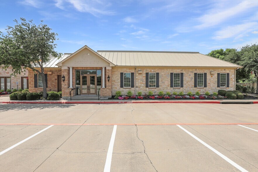 More Photos Of 1002 Raintree Circle, Allen Office For Lease