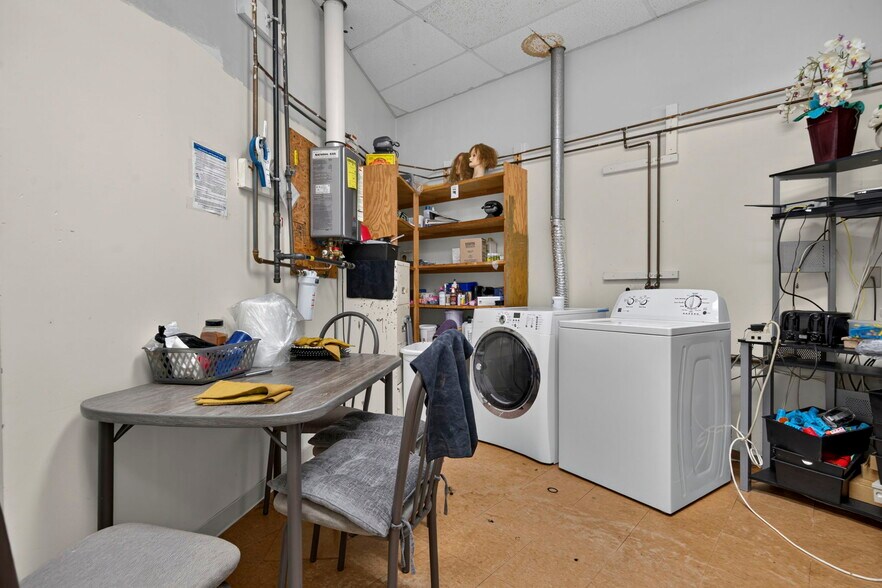 More Photos Of 131 Boston Rd, North Billerica General Retail For Sale