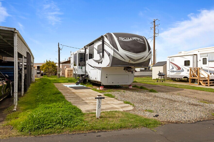More Photos Of 10954 Hanford Armona Rd, Hanford Manufactured Housing Mobile Home Park For Sale