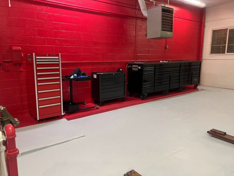 More Photos Of 2701 Palmer Park Blvd, Colorado Springs Auto Repair For Sale