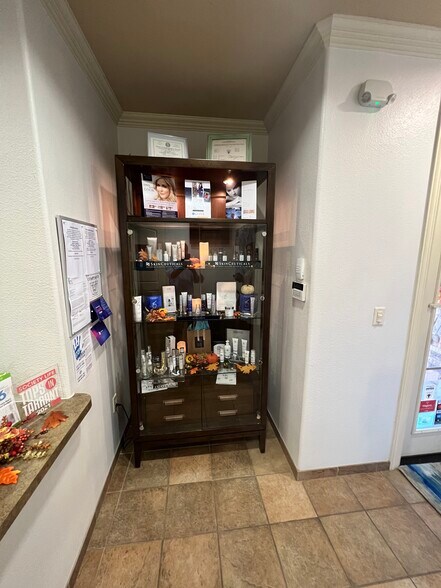 More Photos Of 2800 William D Tate Ave, Grapevine Medical For Lease