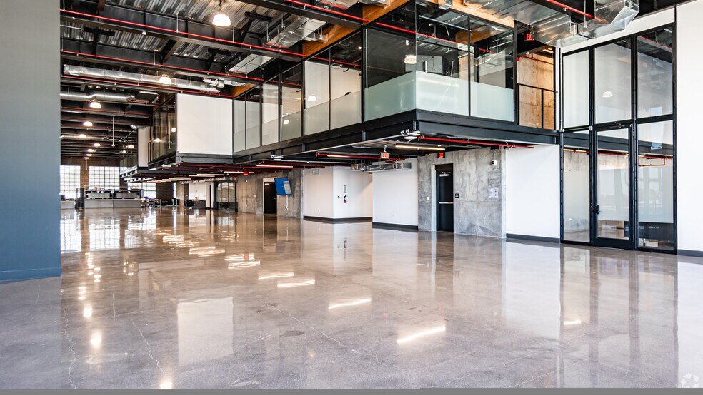 More Photos Of 136-142 Oregon St, El Segundo Research And Development For Lease