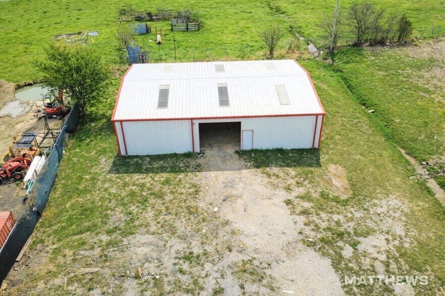 Primary Photo Of 1217 Foundation Dr, Pilot Point Warehouse For Sale