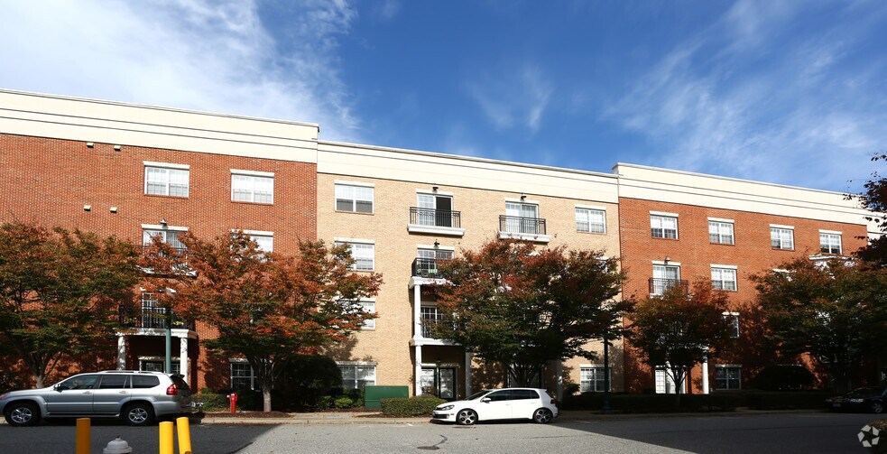 More Photos Of 675 Town Center Dr, Newport News Apartments For Lease