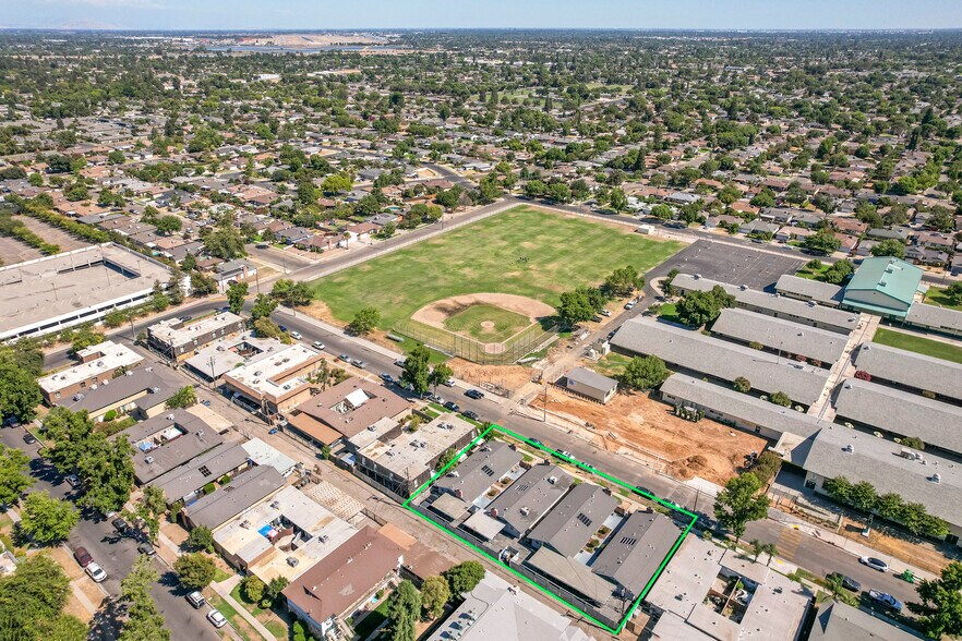 More Photos Of 3357-3365 E Fairmont Ave, Fresno Apartments For Sale