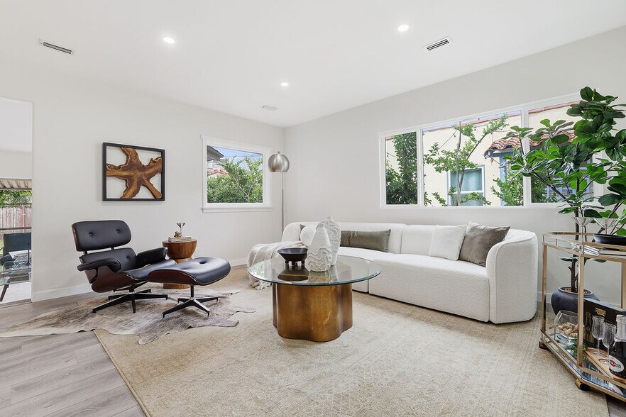 More Photos Of 10718 Valley Spring Ln, North Hollywood Multifamily For Sale