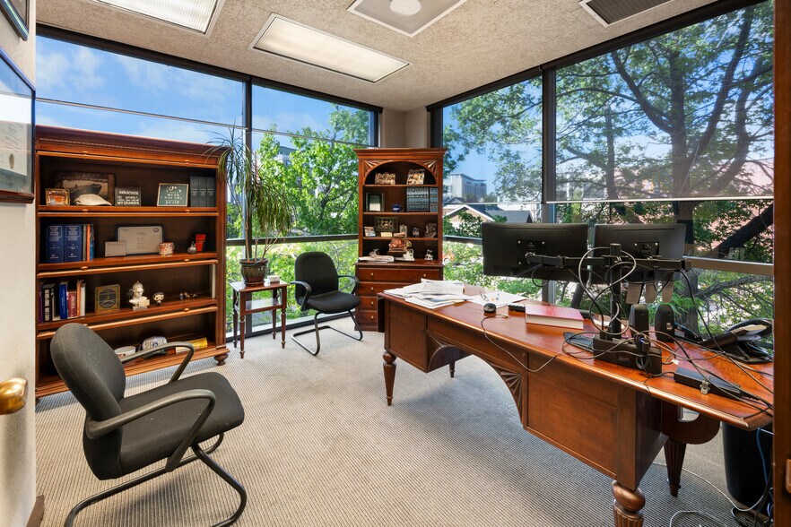 More Photos Of 299 S Arlington Ave, Reno Office For Sale