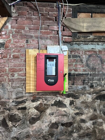 More Photos Of 320-322 Chestnut St, New Britain Apartments For Sale