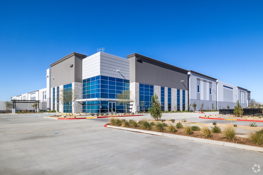 More Photos Of 4400 Patterson Ave, Perris Distribution For Lease