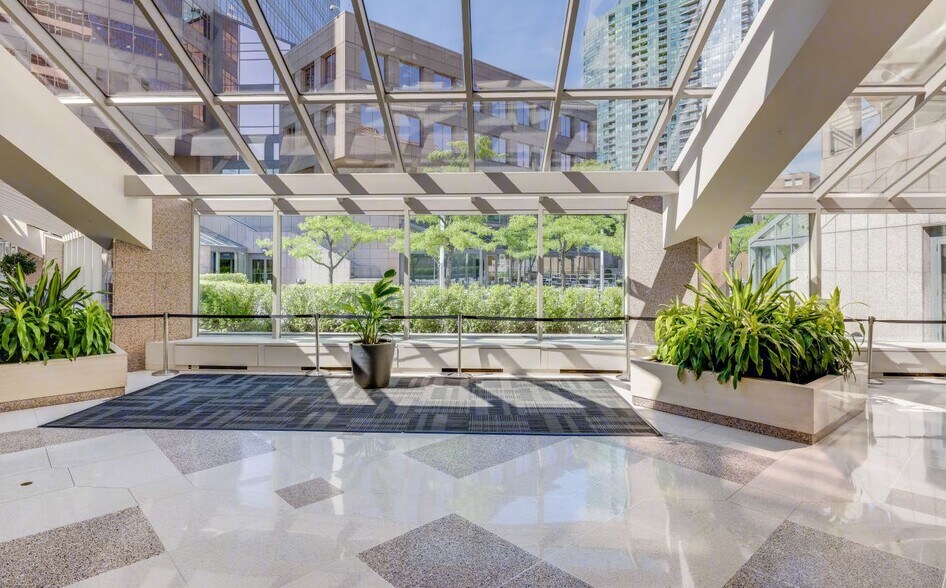 More Photos Of 5650 Yonge St, Toronto Office For Lease