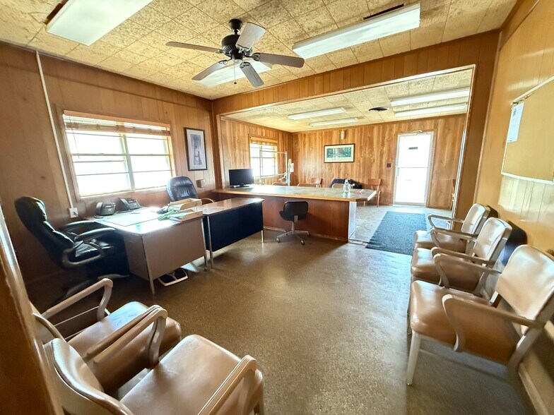 More Photos Of 12525 Old Highway 99, Seminole Warehouse For Sale