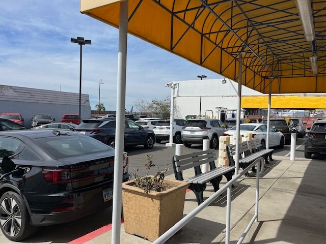 More Photos Of 1120 W Laurel St, San Diego Auto Dealership For Lease