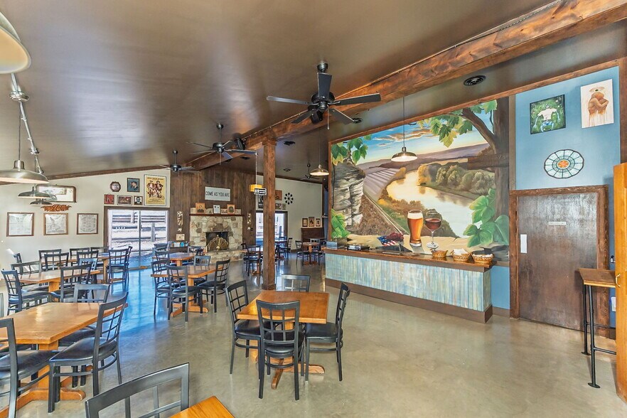 More Photos Of 3166 Highway B, Berger Winery Vineyard For Sale
