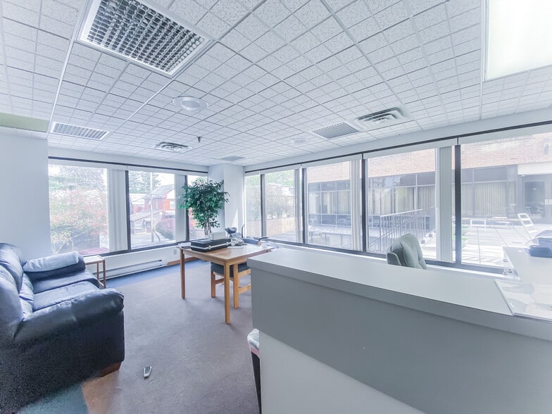 More Photos Of 403 S Allen St, State College Medical For Sale